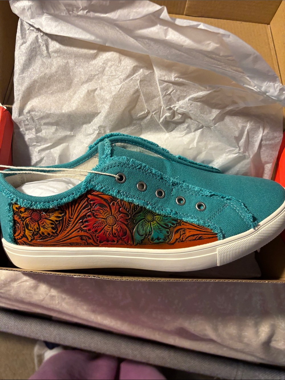 Montana West Turquoise Canvas Slip-On Sneakers with Multicolor Floral Panels